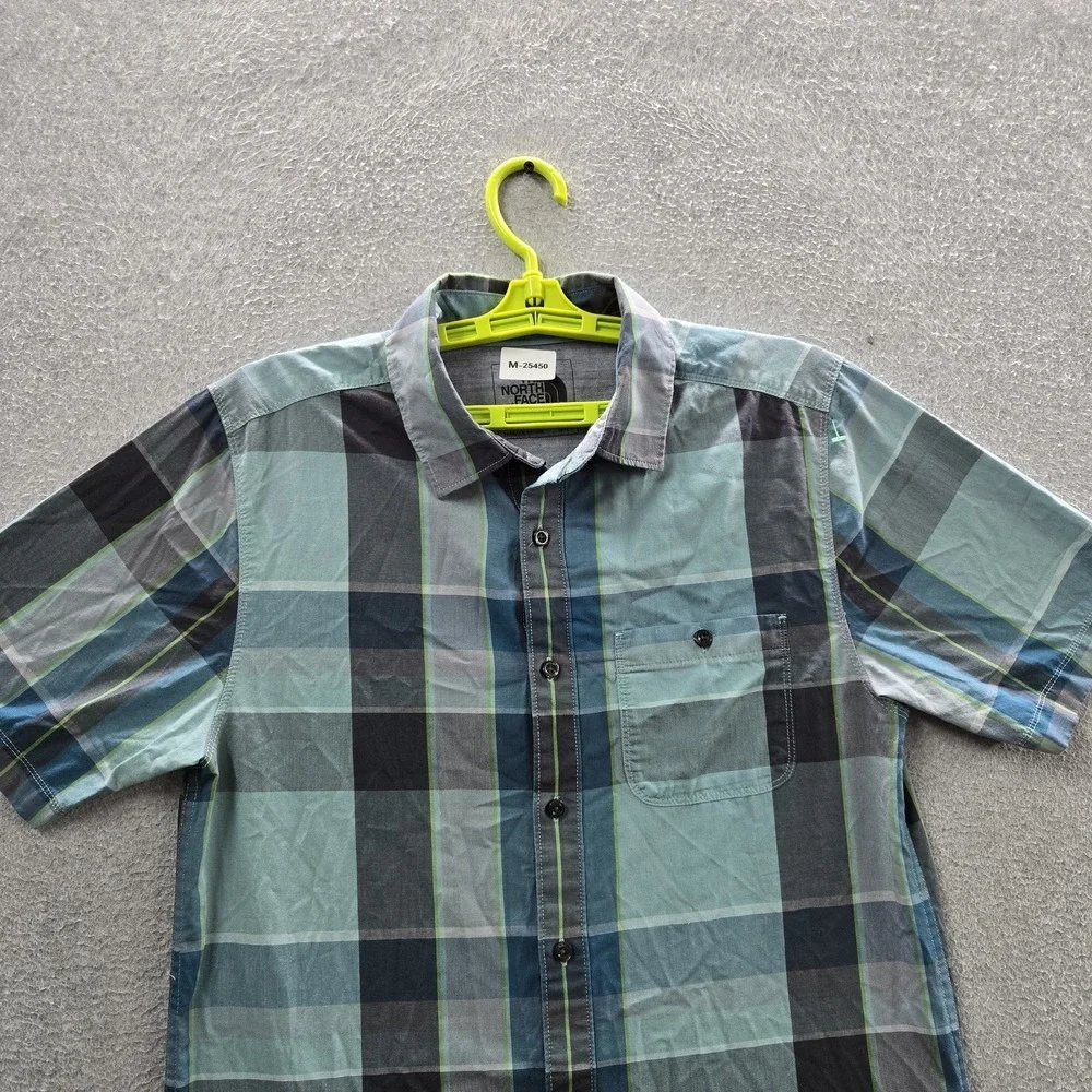 The North Face Men‎ Button Up Shirt S Blue Tartan Plaid Short Sleeve Logo Casual